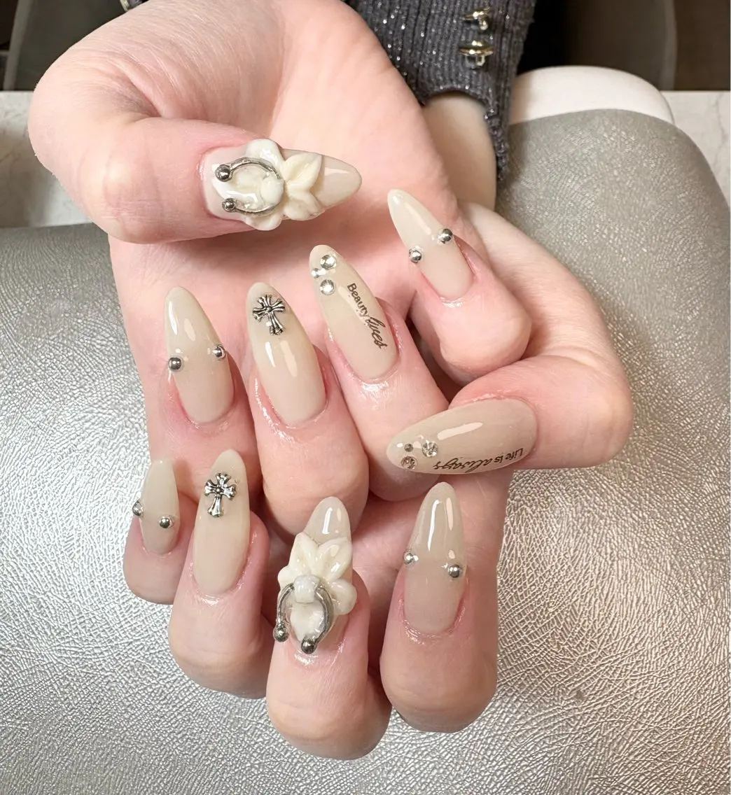 ネイル フラワーネイル ハンドネイル ✨韓国✨nail salonLumieのネイルデザイン
