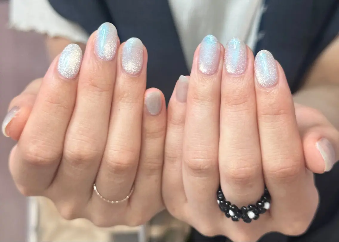 ネイル アートネイル オーロラネイル チークネイル フレンチネイル ガラスフレンチ 🎀YooLi Nail salonのネイルデザイン