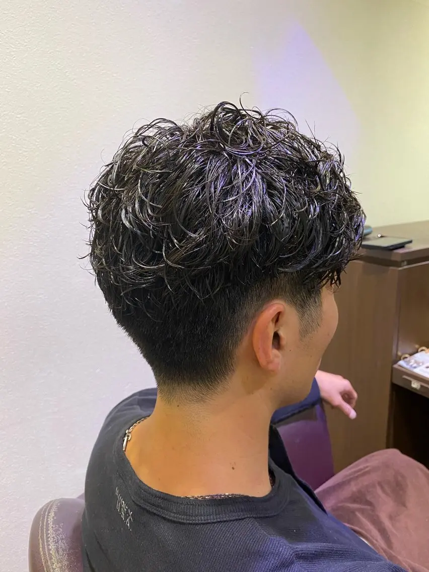 パーマ メンズ 仲井 充のヘアスタイル