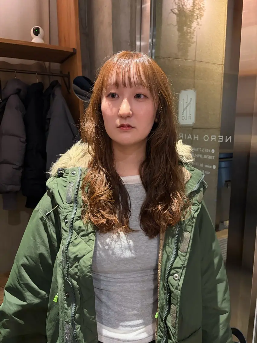 ロング パーマ ロング カット パーマ レイヤーカット NERO加藤木麻彩のヘアスタイル