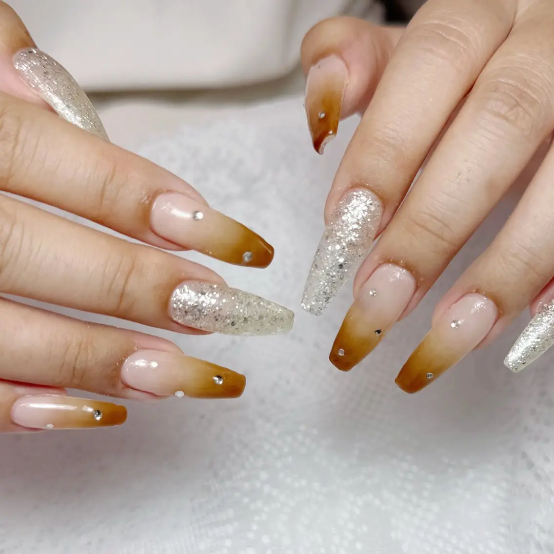 ネイル ハンドネイル Arva Manaのネイルデザイン
