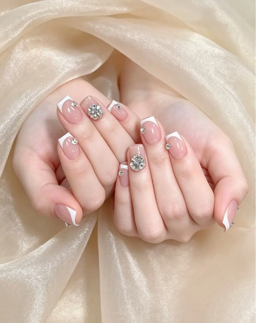 ネイル アートネイル ジェルネイル キラキラネイル 韓国ネイル オフィスネイル DAISY_NAIL 【フィルイン専門店】のネイルデザイン