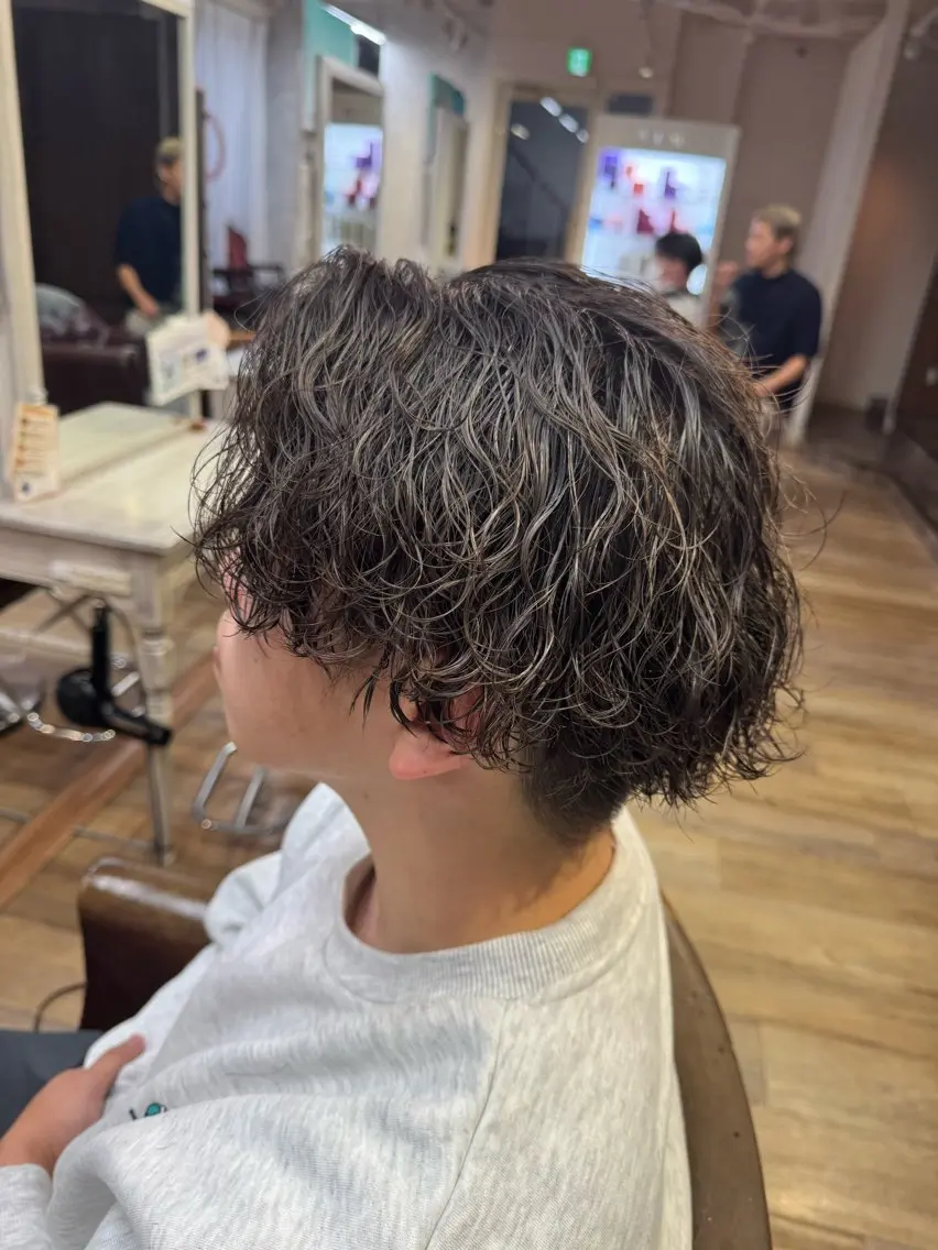 ショート パーマ メンズ カット パーマ メンズ特化 ⚡️ひりゅう⚡️のヘアスタイル