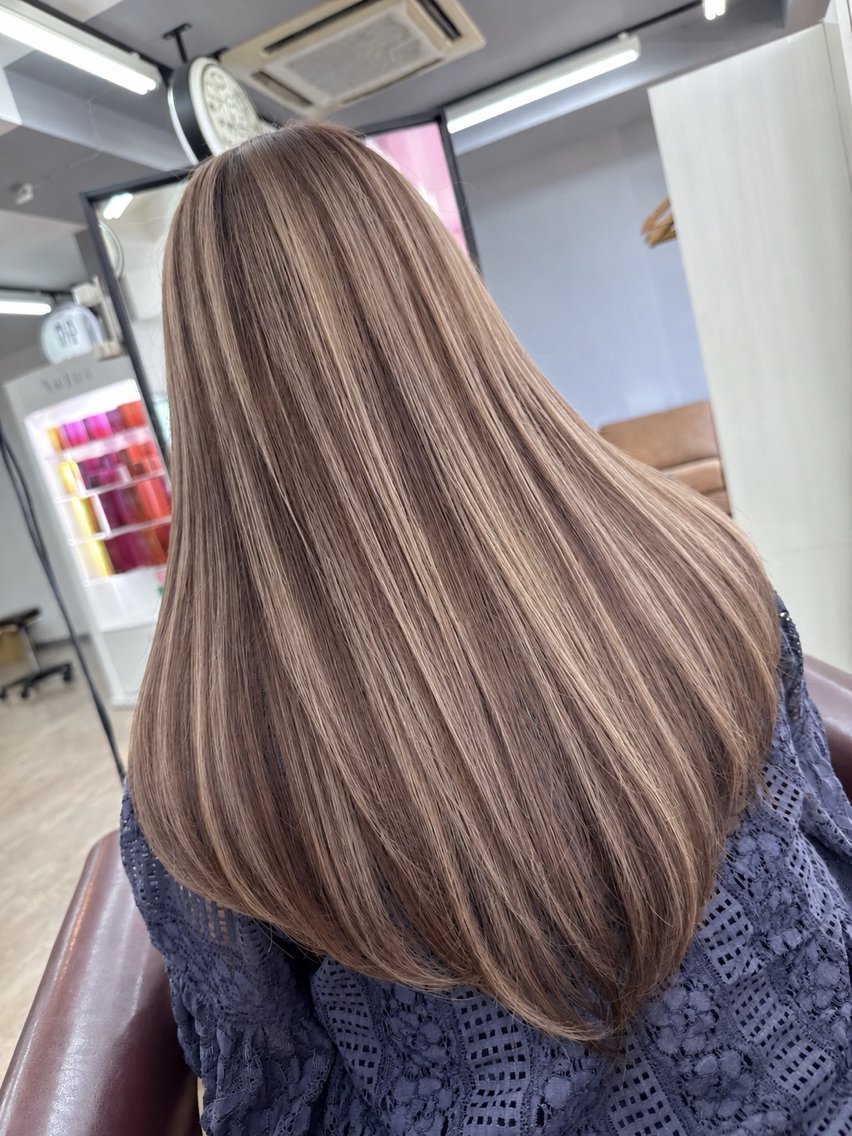 ロング カラー 🌿佐山 絵梨佳🌿 Recharme新保のヘアスタイル