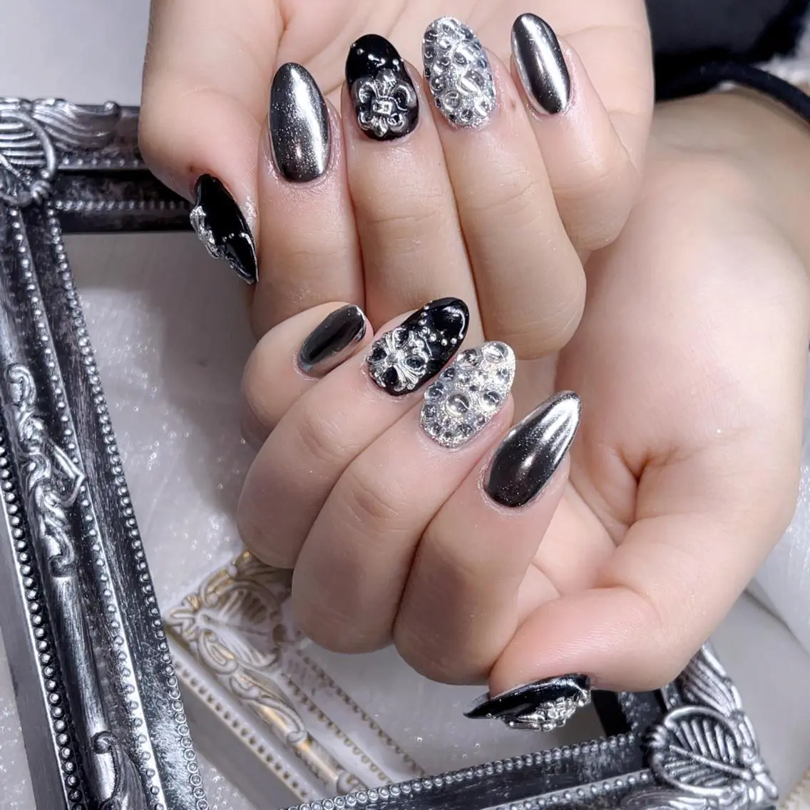 ネイル ハンドネイル Queens マオのネイルデザイン