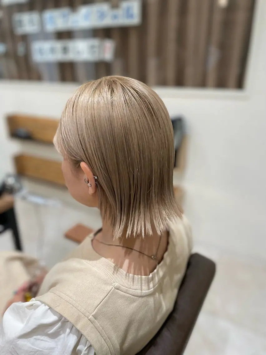 ショート カット ヘアカラー 安田 美由紀のヘアスタイル
