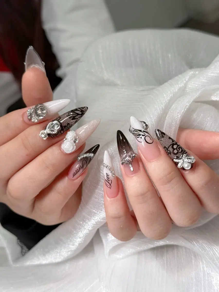 ネイル オーロラネイル ブルー チークネイル フットネイル フレンチネイル ハンドネイル HANA NAIL ROOMのネイルデザイン