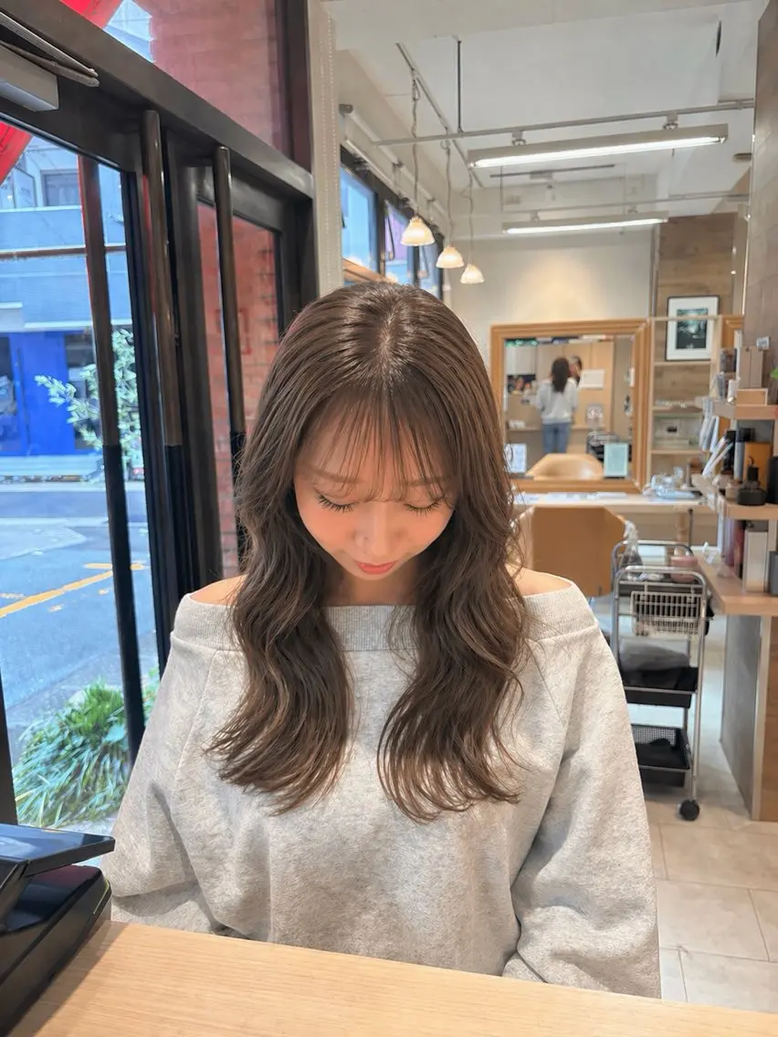 ロング カラー ベージュカラー ブリーチ 透明感カラー ヘアカラー aoi🍀暖色 /透明感カラー♡のヘアスタイル