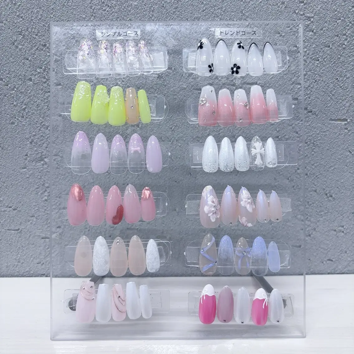 ネイル オーロラネイル ドット フットネイル 氷ネイル・うるうるネイル キラキラネイル ハンドネイル Lance nailのネイルデザイン