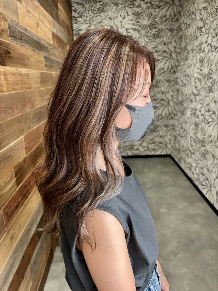 ロング ハイライト レイヤーカット カット ヘアカラー yoshihara yuukiのヘアスタイル