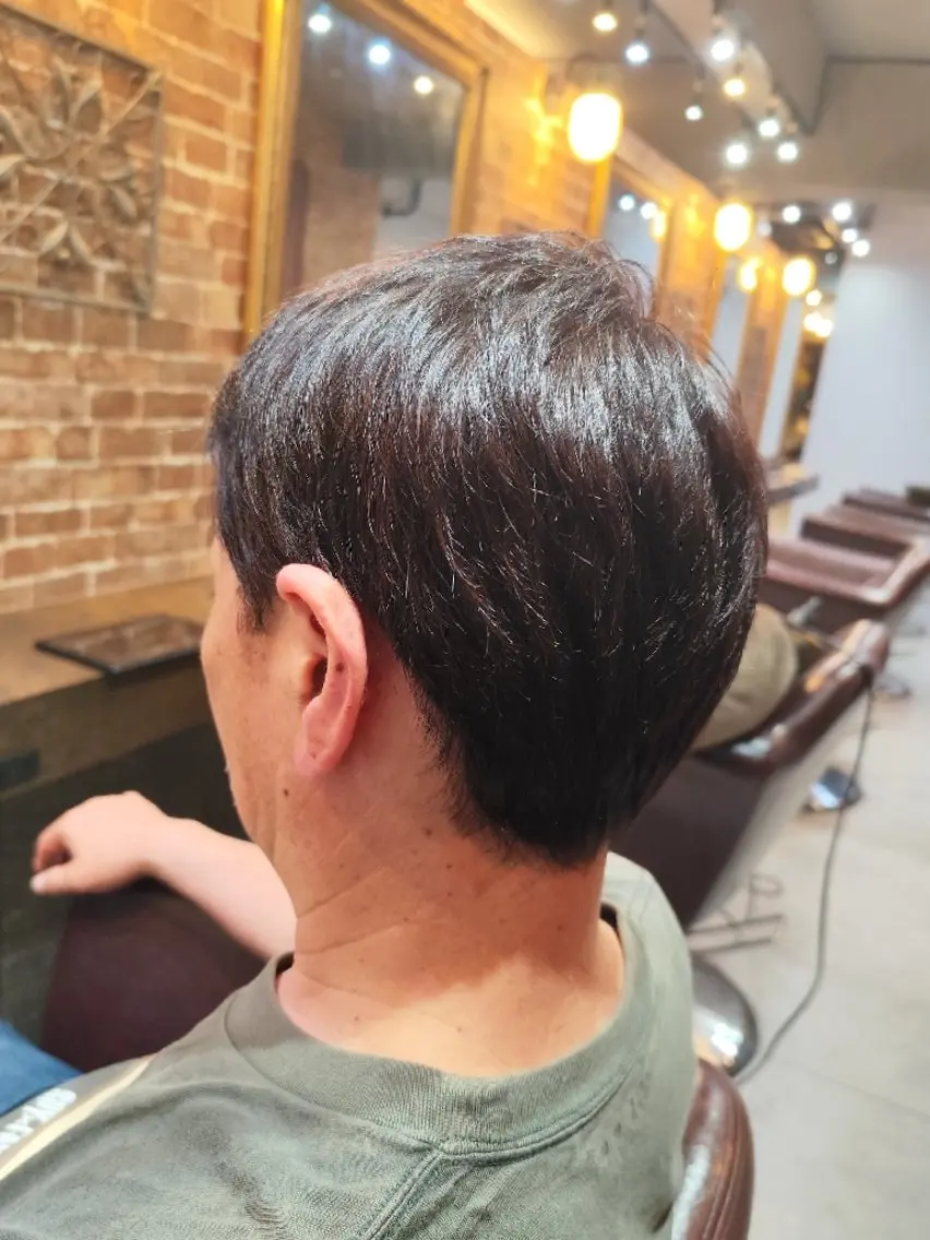 メンズ カット ヘアカラー カワグチ ケンジのヘアスタイル