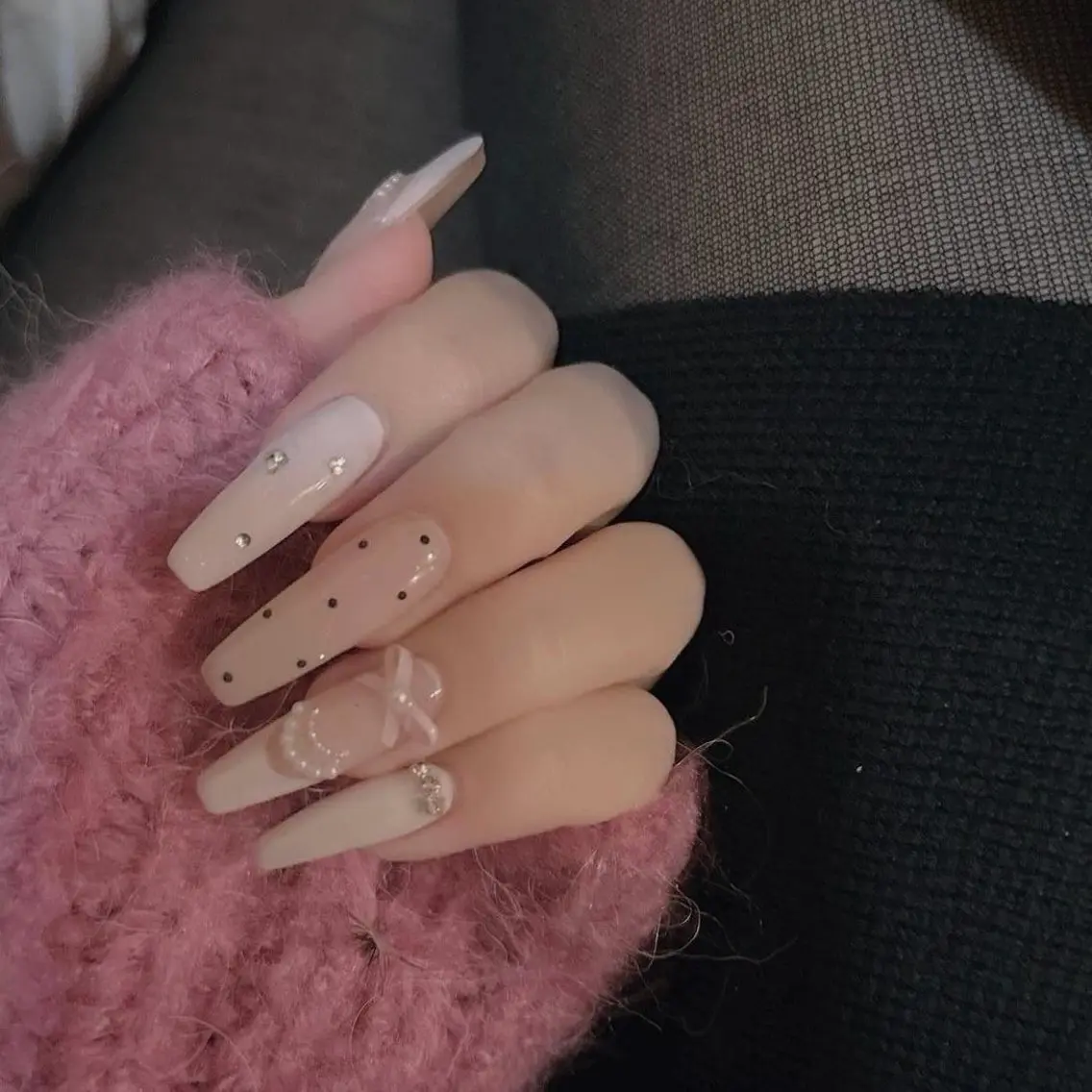 ネイル フレンチネイル キラキラネイル 韓国ネイル シンプルネイル ワンホンネイル ハンドネイル MEI Nailのネイルデザイン