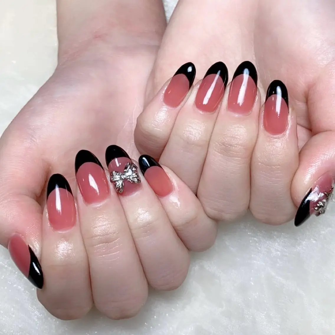 メンズ ネイル メンズ韓国風 アートネイル オーロラネイル ガーリー キラキラネイル ハンドネイル Nail salon 木にいるのネイルデザイン
