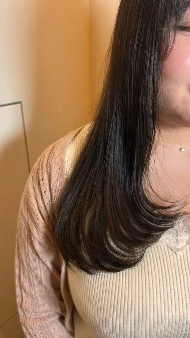 ロング レイヤーカット 河田 日和のヘアスタイル