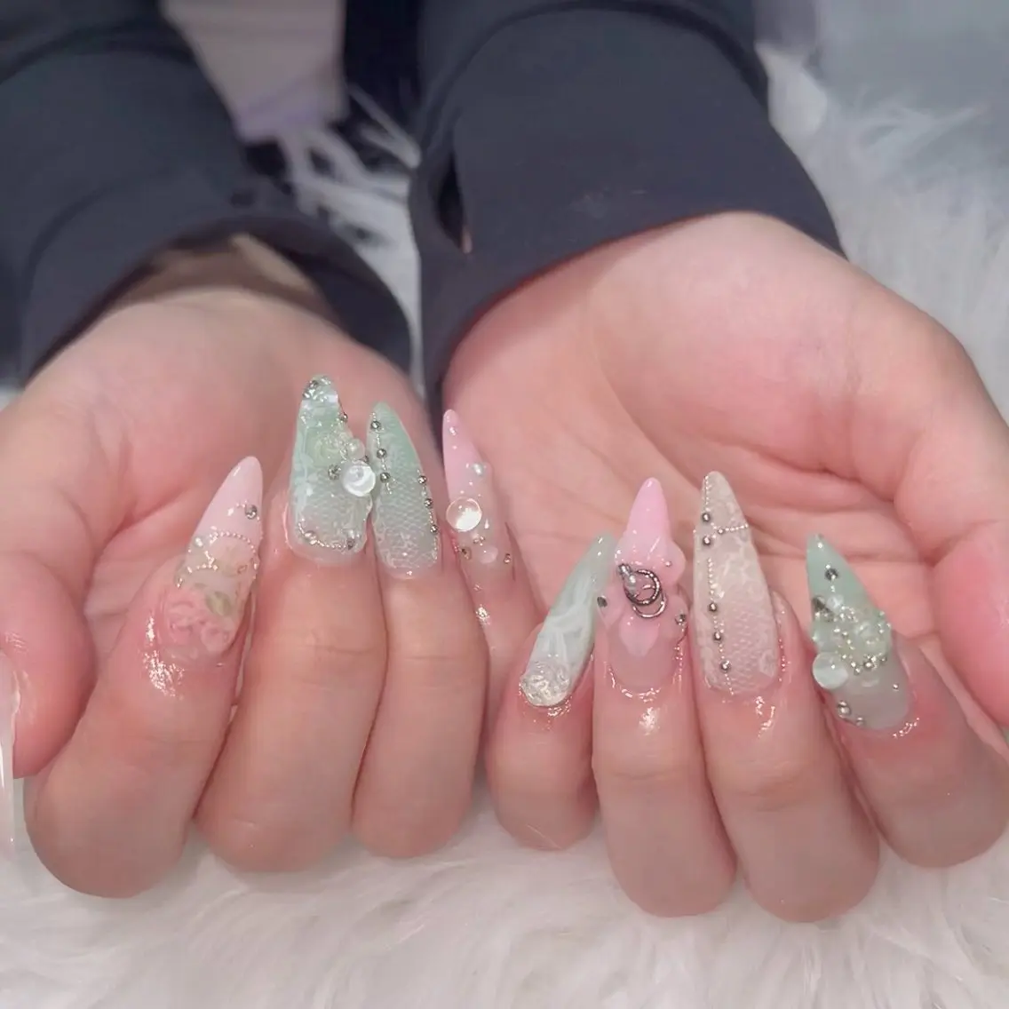 ネイル ハンドネイル ハンドケア CiCi Nail Salonのネイルデザイン
