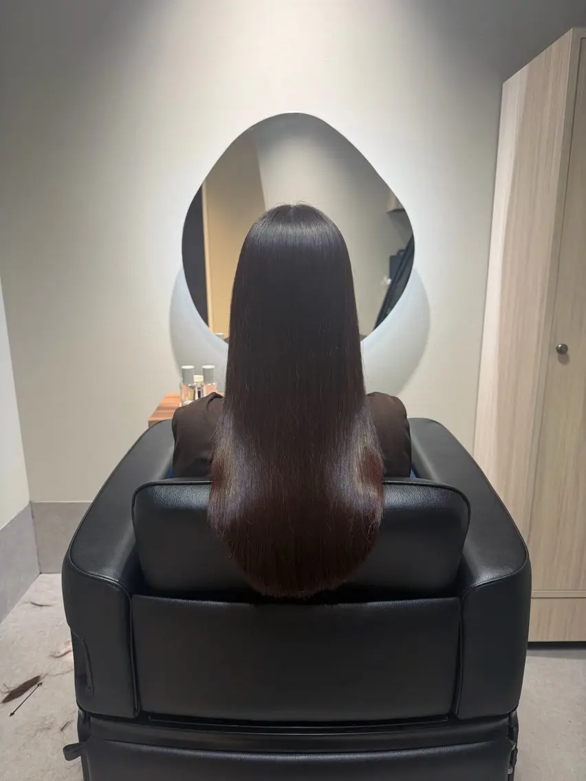 ロング カット ヘアカラー トリートメント 博多美容室NAVY 橋本心縮毛矯正のヘアスタイル