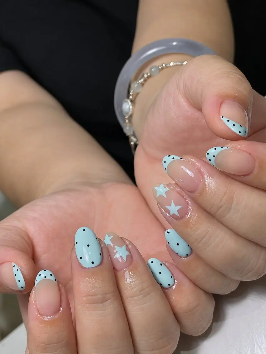 【定額¥5,050】ドットフレンチ×スターアートコースドットフレンチ＋スターアート込み ✨の写真