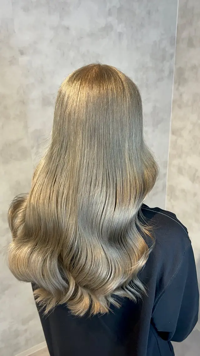 ロング カラー ヘアカラー ブリーチなしの達人 🌈KAITOのヘアスタイル