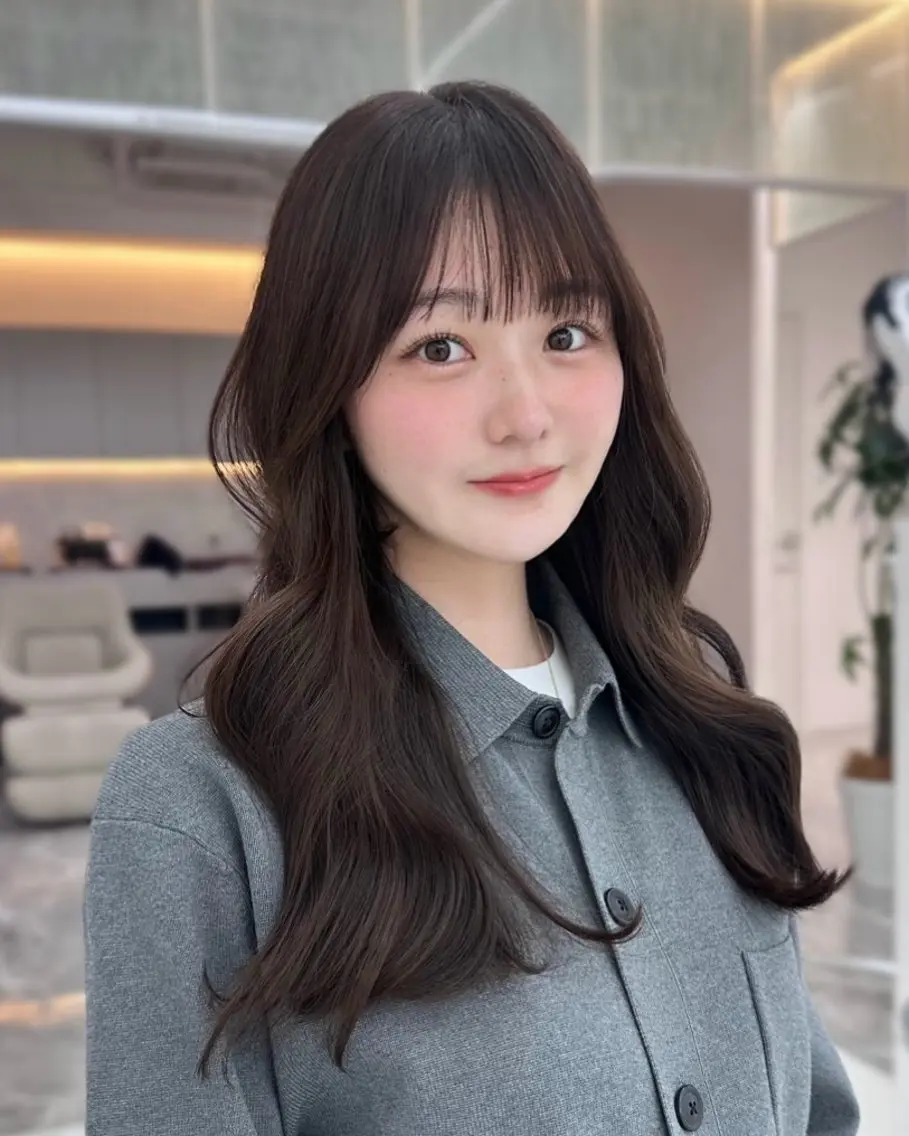 ロング ヨシンモリ 韓国風ヘア レイヤーカット yume. COA GINZAのヘアスタイル