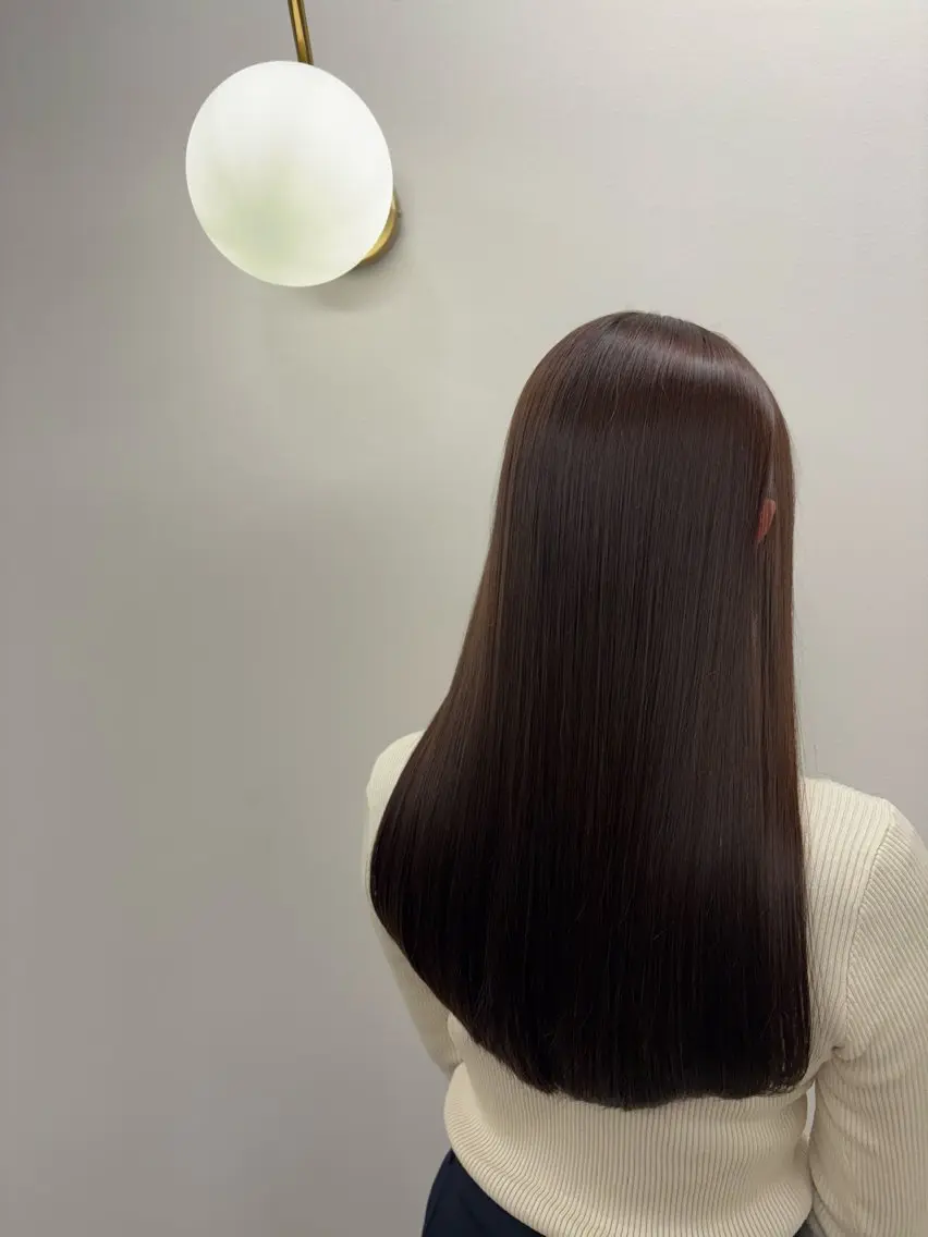セミロング カラー ヘアアレンジ 透明感カラー くびれヘア 顔まわりレイヤー 顔周りカット 韓国風ヘア ヘアカラー トリートメント ヘッドスパ ヘアセット 2ヶ月も綺麗に /星野六三四のヘアスタイル