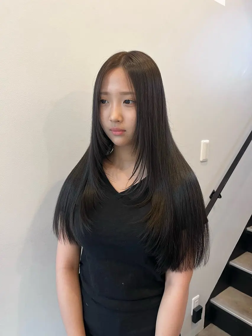 ロング レイヤーカット ロング anri/大阪/ レイヤーカットのヘアスタイル