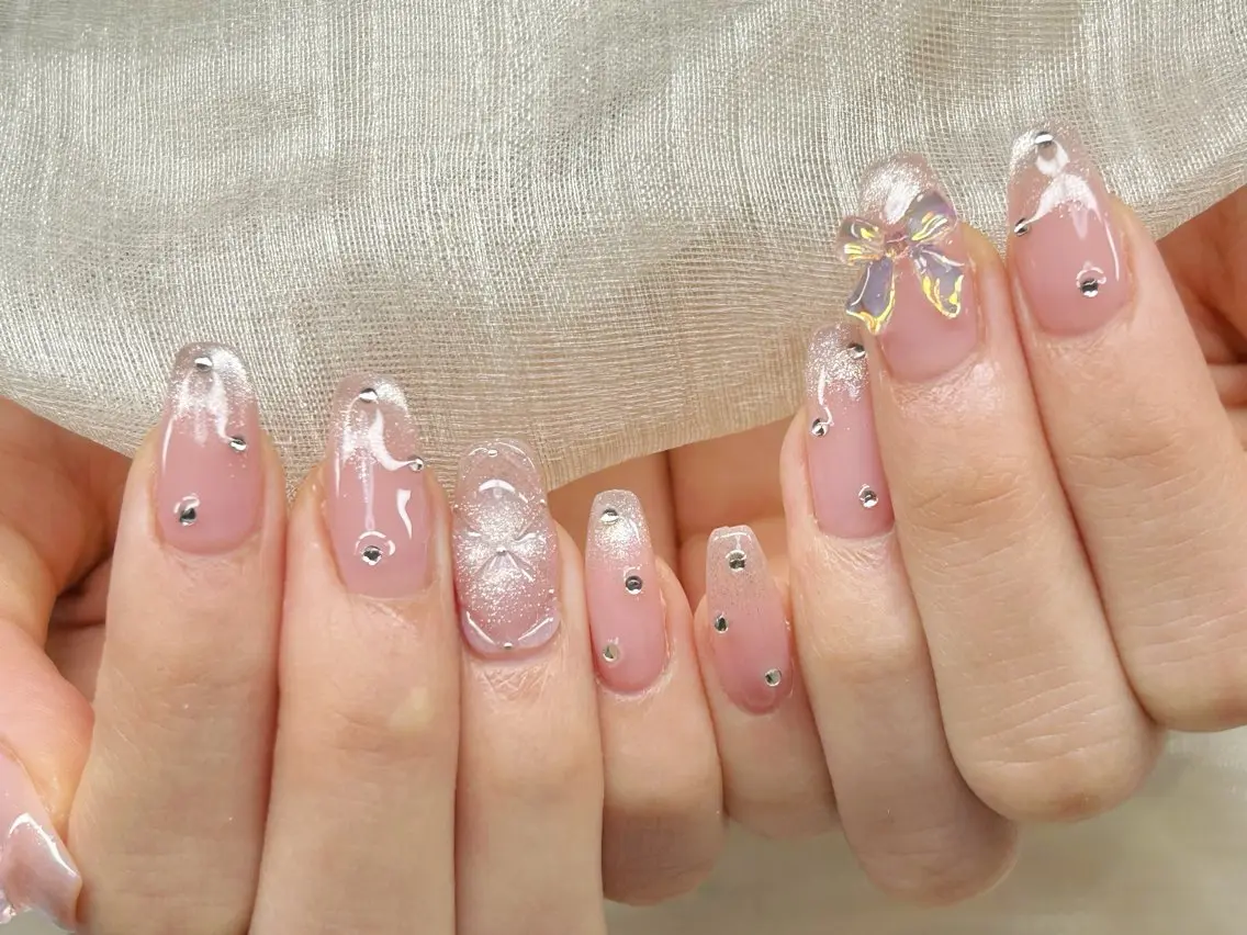 ネイル アートネイル チークネイル 成人式 入学式 長さ出し ハンドネイル Lino Nailのネイルデザイン