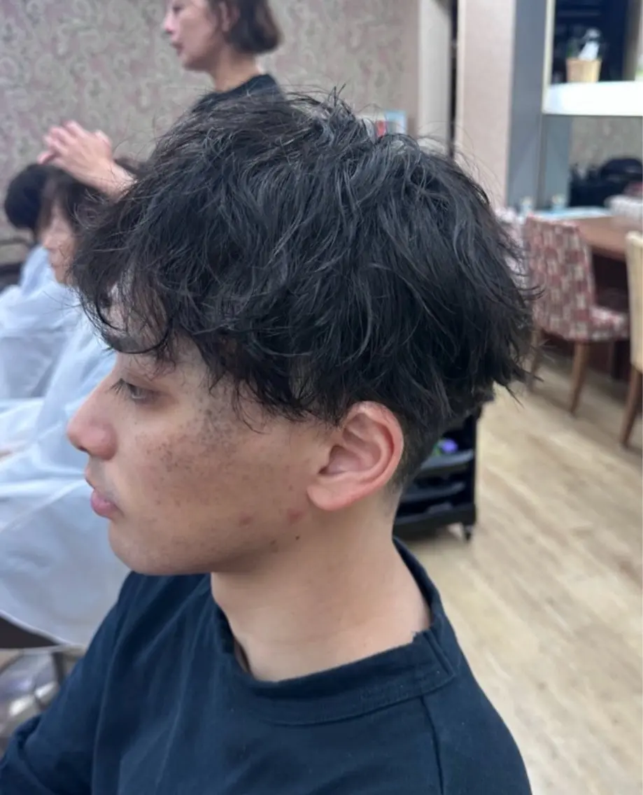 1/24土曜17:00~限定メンズカットパーマモデルさんお薬代のみかかります当日決めさせて頂きます1100円〜の写真