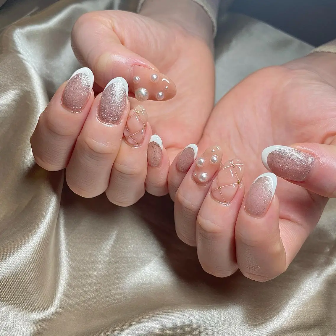 セミロング カラー パーマ ヘアアレンジ メンズ キッズ ネイル マツエク・マツパ フレンチネイル マグネットネイル el. by Aoのネイルデザイン