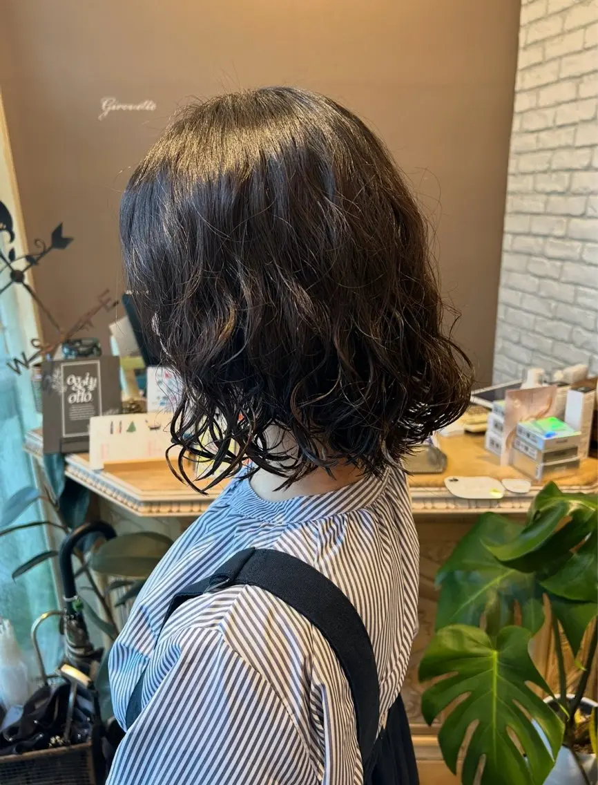 ミディアム カット パーマ girouette 原田未空歩のヘアスタイル