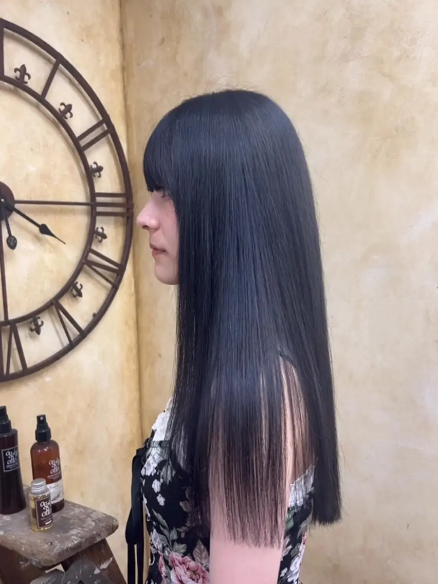ロング ヘアカラー トリートメント ともざねゆか UniQ/岡山駅のヘアスタイル