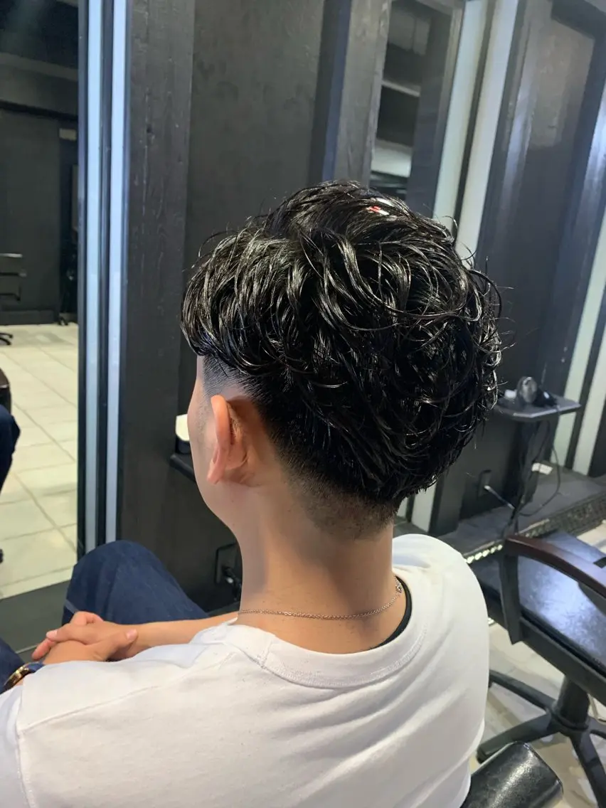 ショート メンズ カット パーマ トリートメント ヘアセット メンズパーマ/難波/ 心斎橋　室園亮佑のヘアスタイル