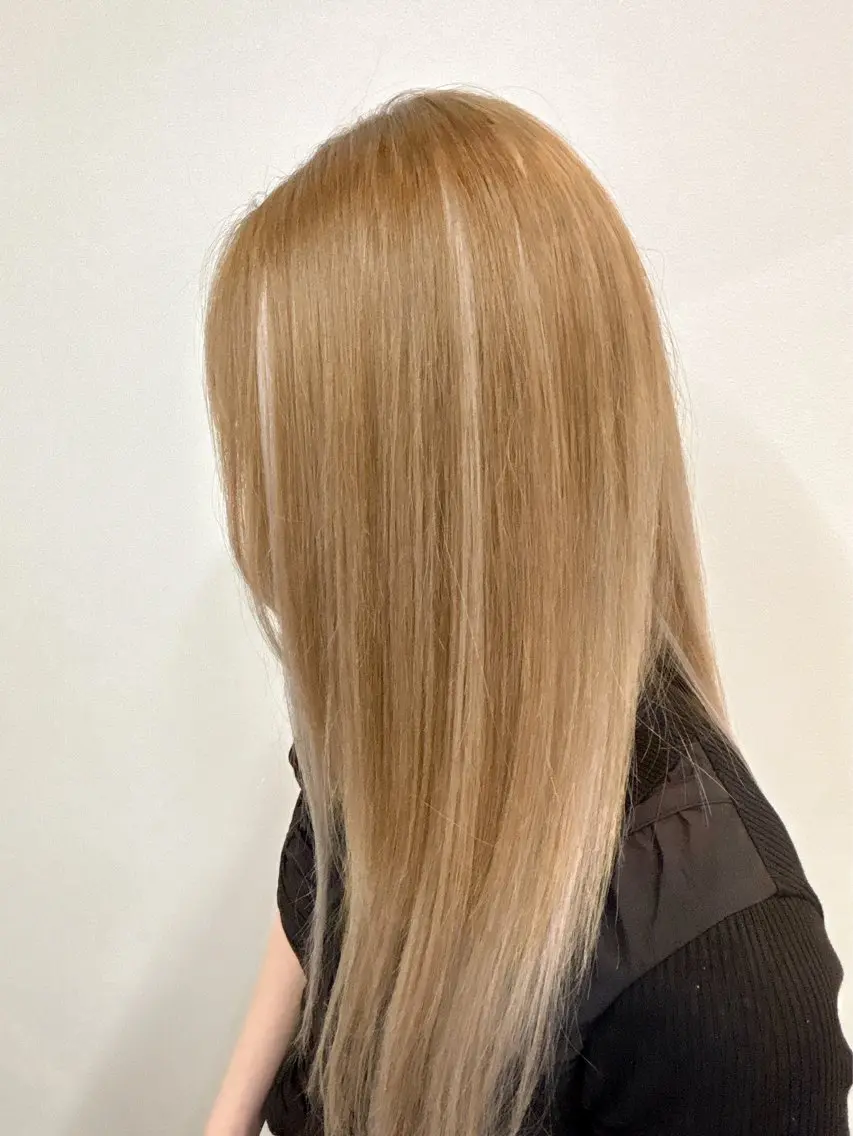 ロング Ɛ>暗髪➕ピンク/ hiroki︎<3のヘアスタイル