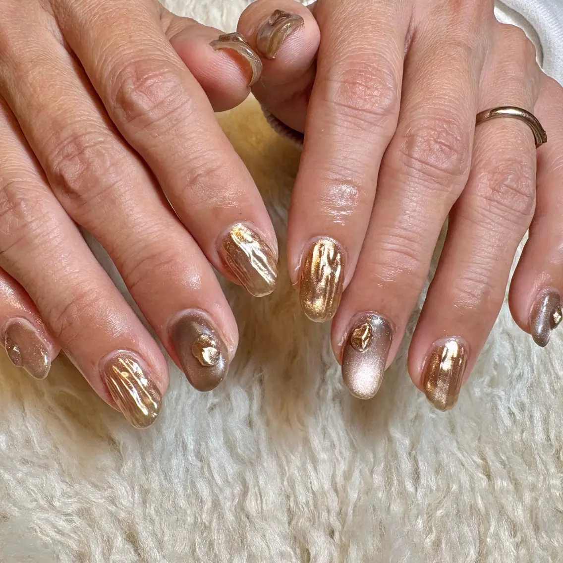 ネイル ゴールド nailsalon kiii'sのネイルデザイン