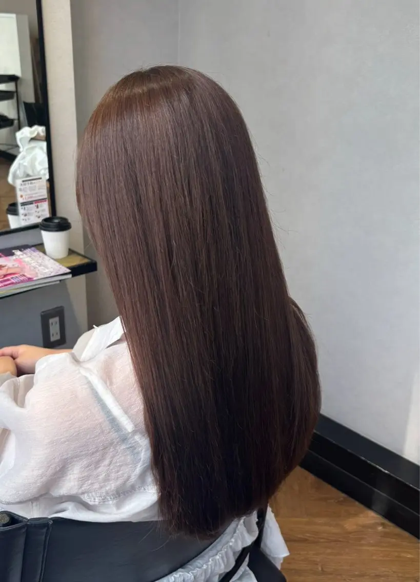 ロング カラー ブラウンカラー ヘアカラー Anju／ 小顔カットのヘアスタイル