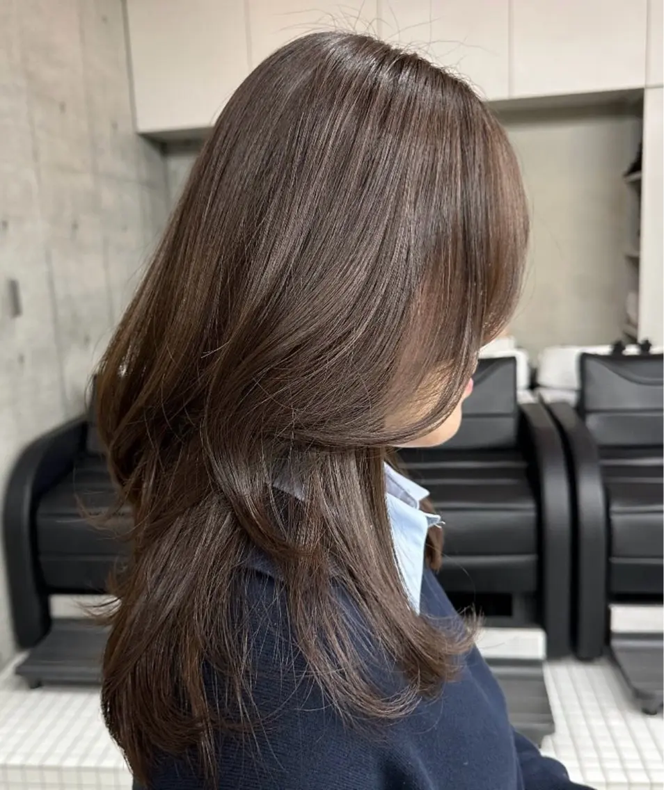 ミディアム カラー 鶴巻 智樹のヘアスタイル