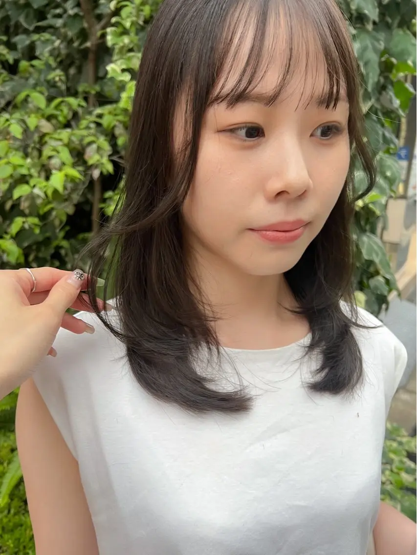 ミディアム 谷町/Le'a /竹原しおなのヘアスタイル