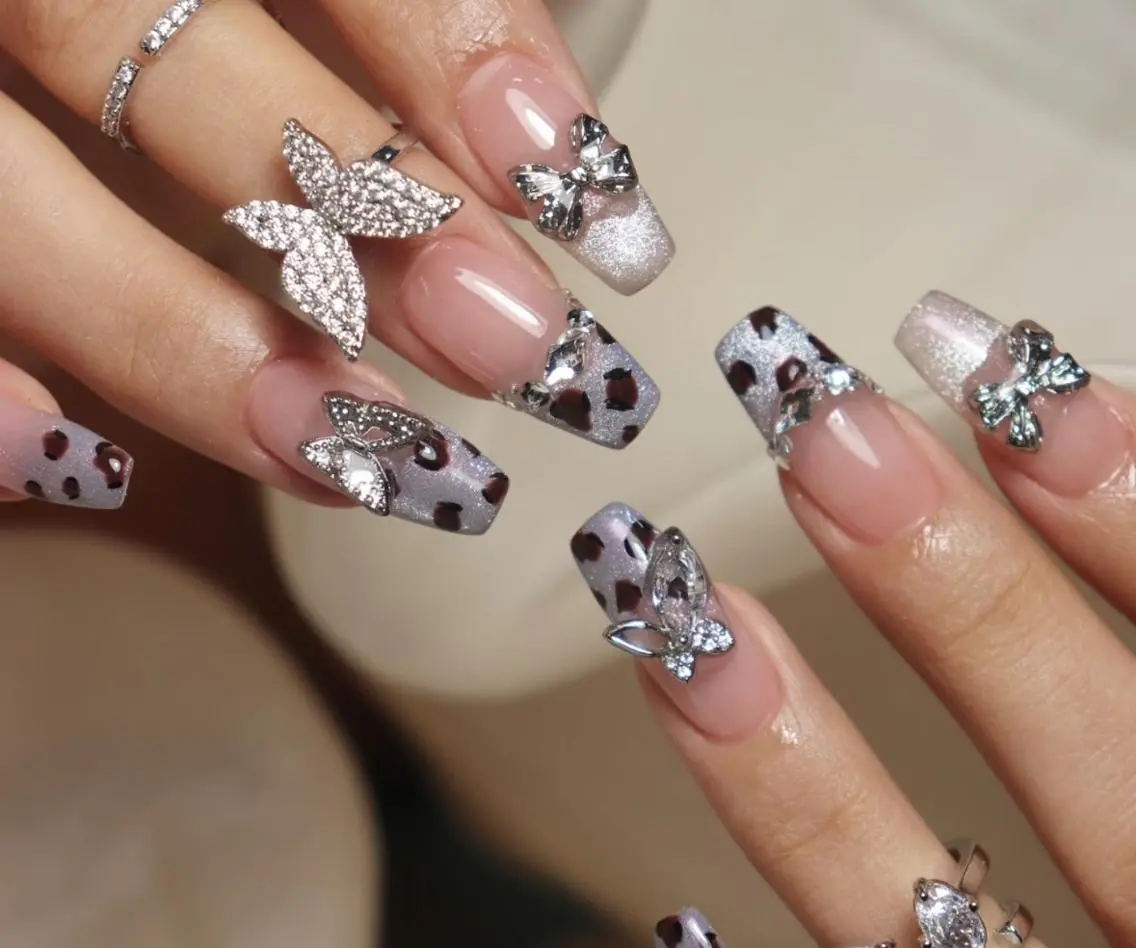 ネイル ハンドネイル エリ🫧 nail池袋東口のネイルデザイン