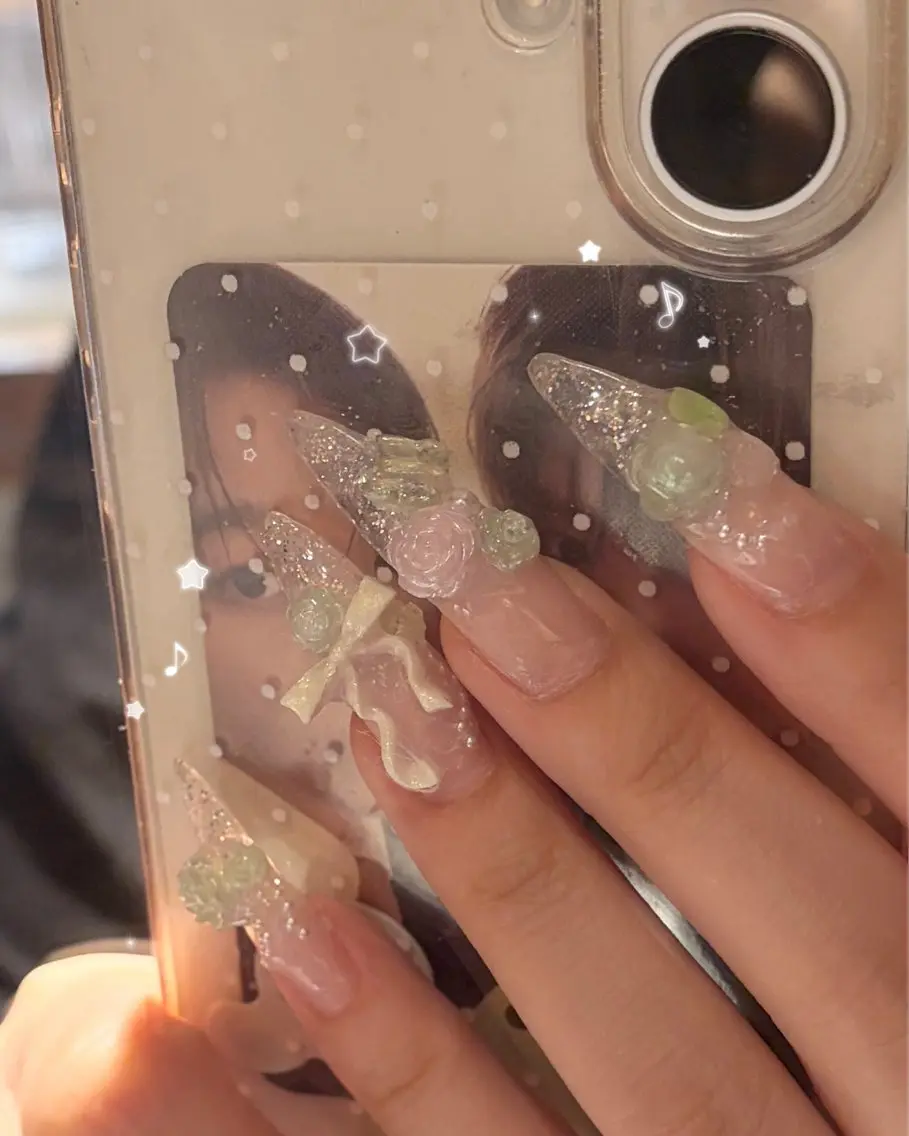 ネイル ハンドネイル sayuri ໒꒱のネイルデザイン