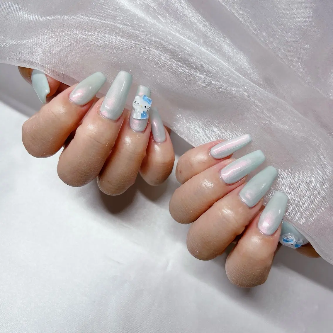 ネイル ジェルネイル 韓国ネイル ラメ(グリッター) マグネットネイル 持ち込み ハンドネイル nail salon Rewardのネイルデザイン