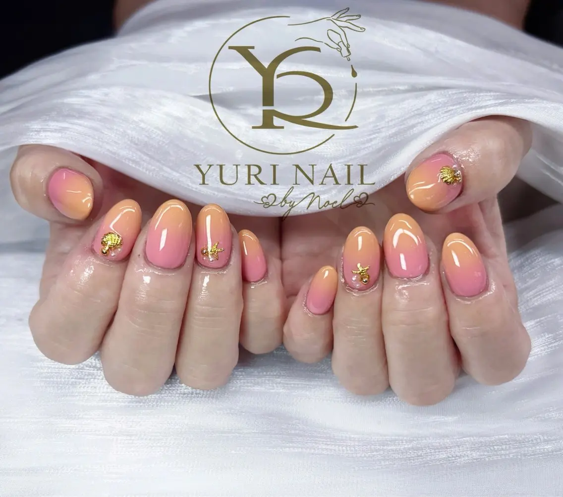ネイル チークネイル フットネイル フレンチネイル グラデーション キラキラネイル ハンドネイル フットネイル ハンドケア YURI Nail Funabashiのネイルデザイン