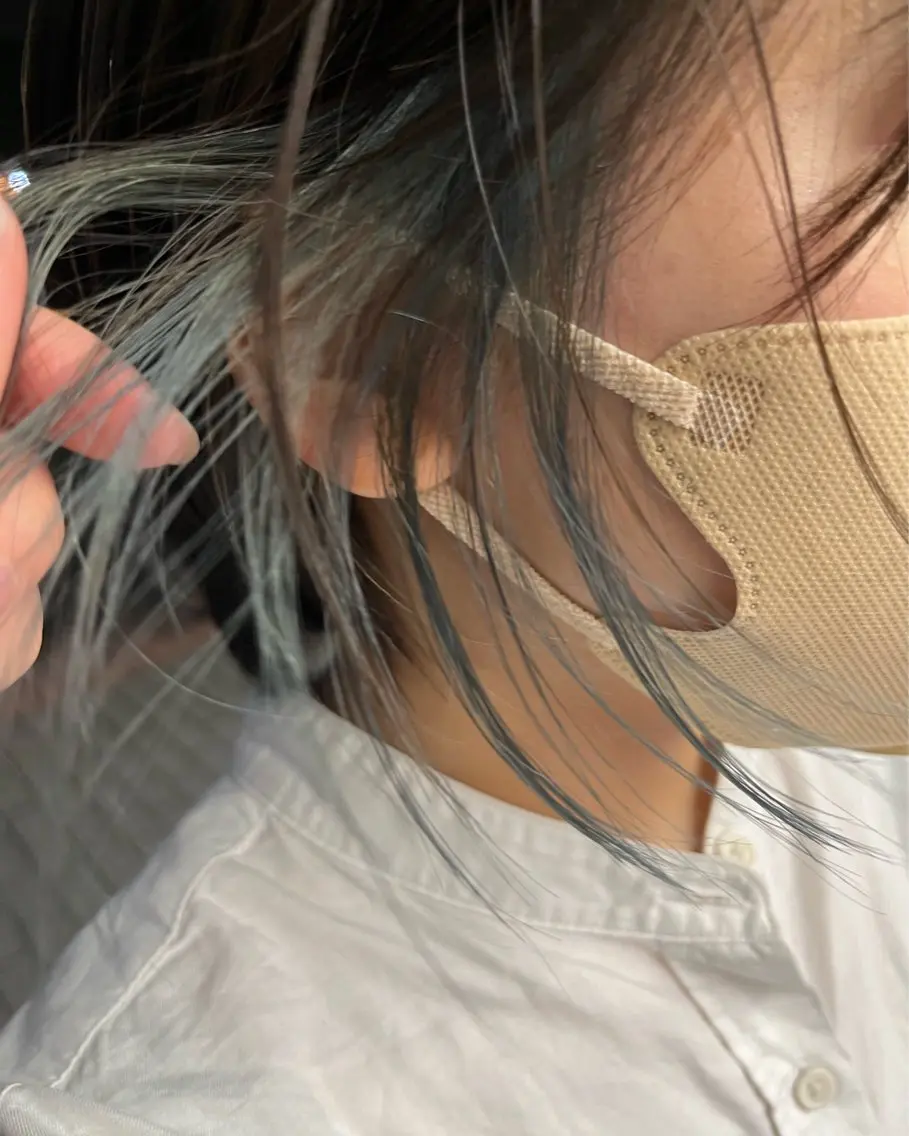 カラー イヤリングカラー AYA 艶カラー／ナチュラルのヘアスタイル