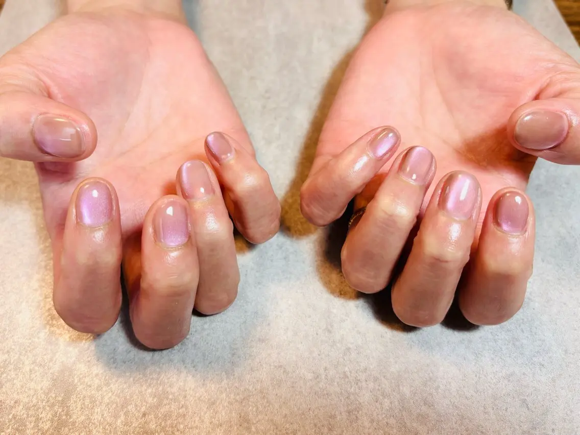 ネイル マグネットネイル ピンク Solo nail -ソロネイル-のネイルデザイン