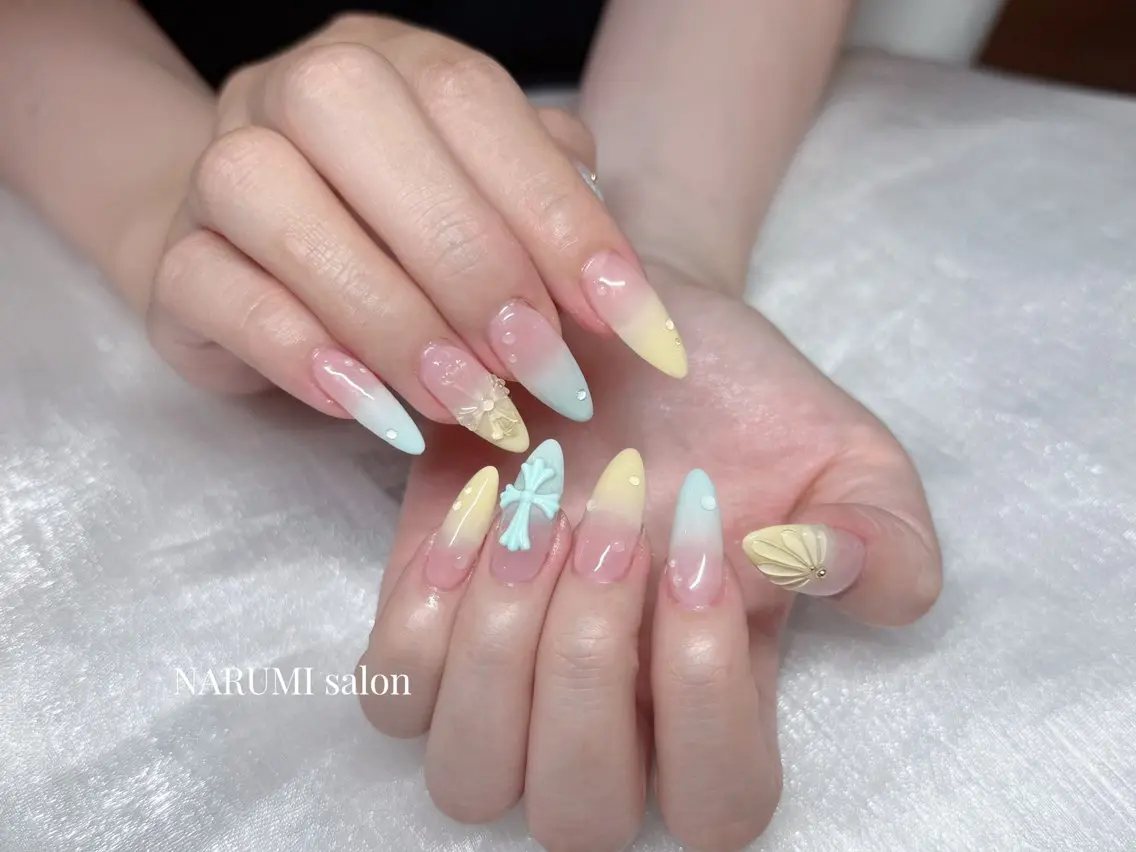 ネイル ハンドネイル NARUMI nail*eyeのネイルデザイン