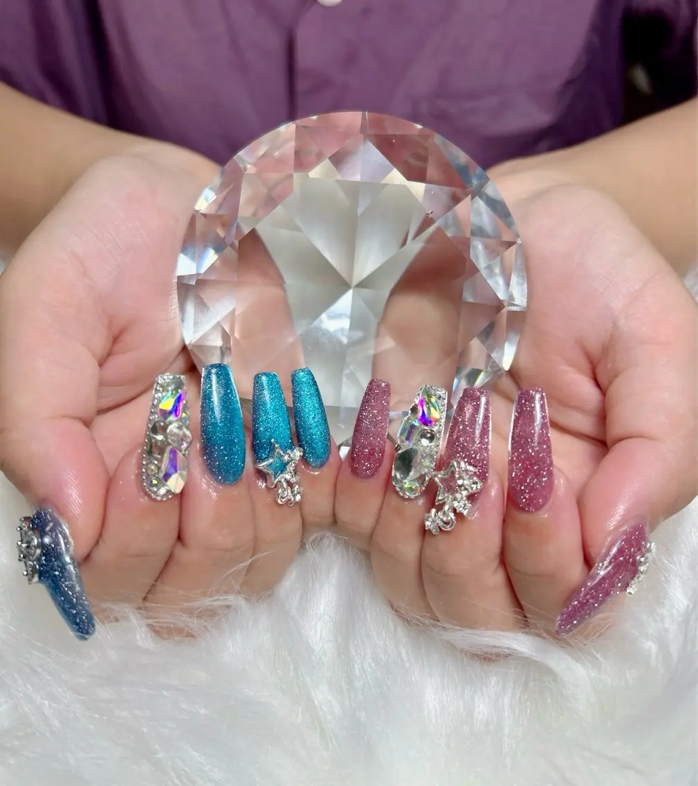 ネイル アートネイル オーロラネイル チークネイル 長さ出し フットネイル Chan nailsのネイルデザイン
