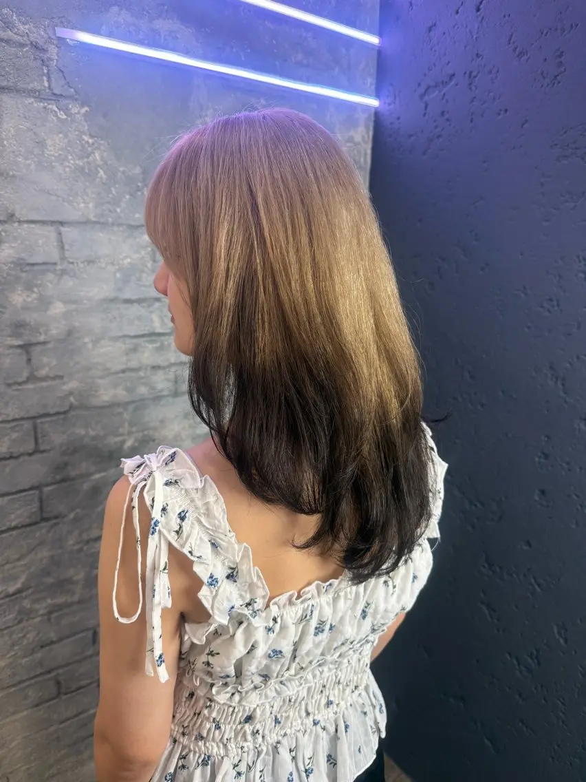 セミロング 韓国ヘア✨グレージュ カラーasamiのヘアスタイル