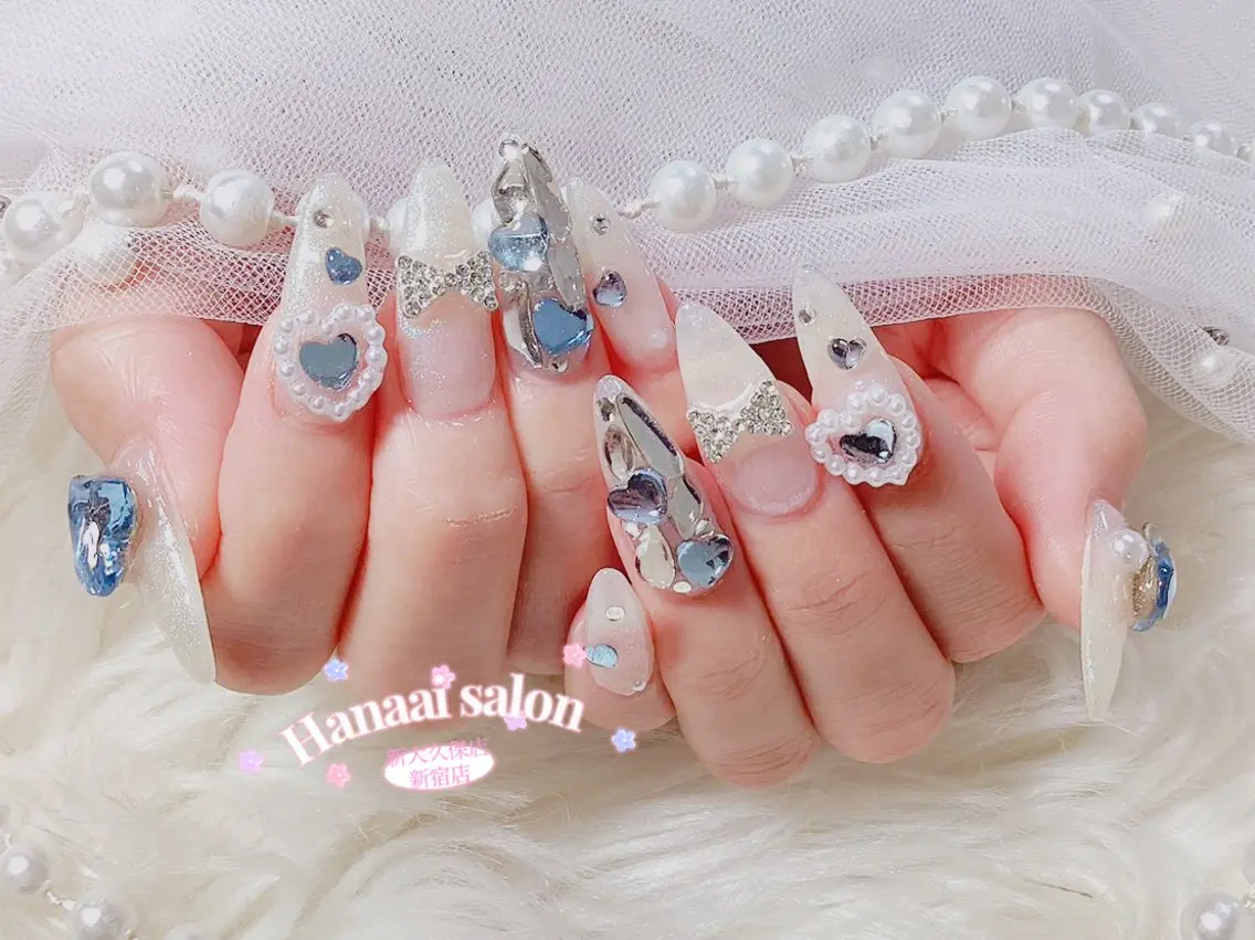 セミロング ハンドネイル Hanaai Salon新宿店のネイルデザイン
