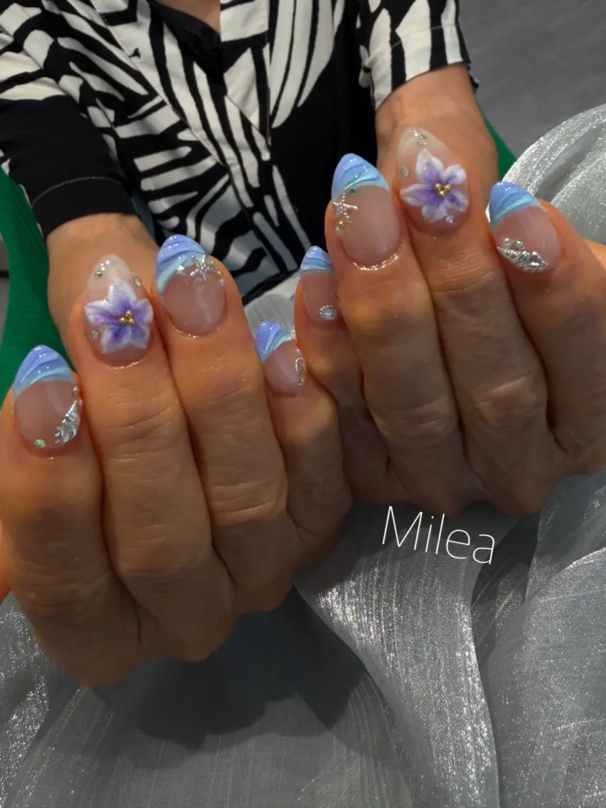 ネイル ハンドネイル Milea🩵 Sayaka🪩のネイルデザイン