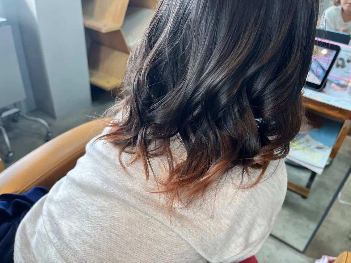 ミディアム カラー 鈴木 知希のヘアスタイル