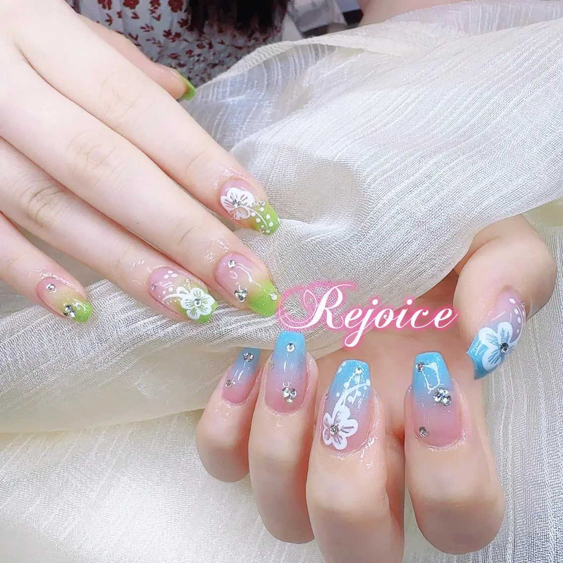 ネイル モデル募集Coco Nailのネイルデザイン