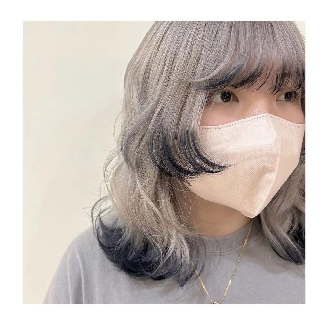 ミディアム カラー 顔まわりレイヤー レイヤーカット 💚 nao💚のヘアスタイル